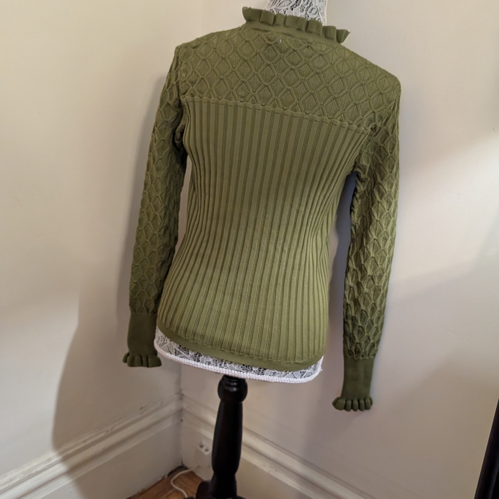 Green Ribbed Knit Sweater - Picture 7 of 10